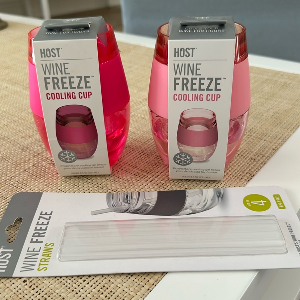 Wine FREEZE cooking cups with straws